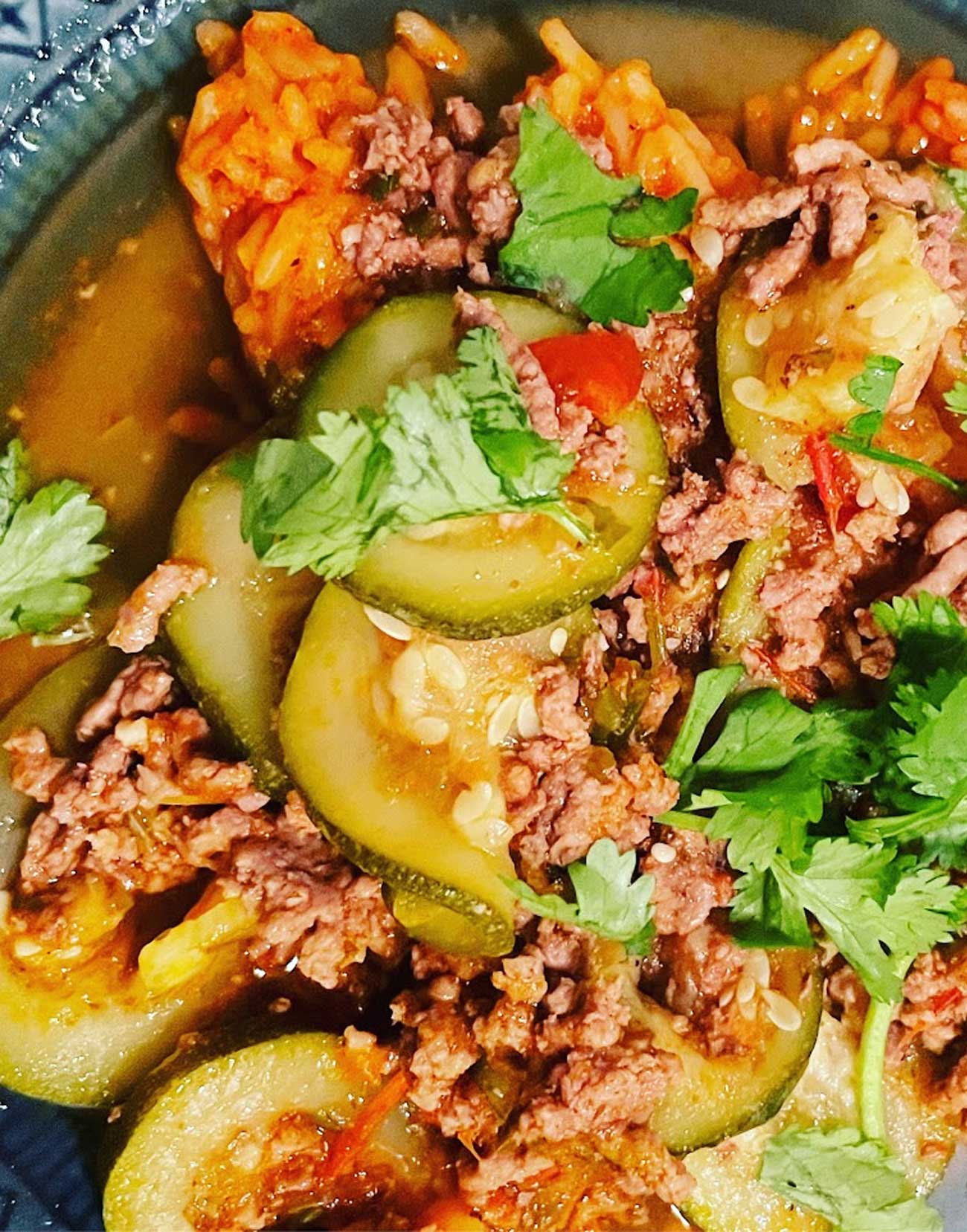 Calabacitas con Carne Molida en Salsa Verde: A Flavorful Mexican Dish